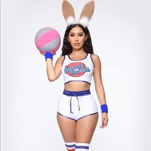 Lola bunny costume (5 piece set)